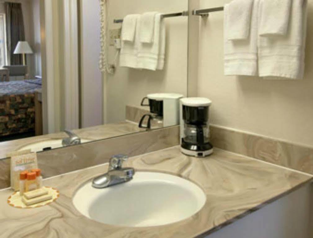 Days Inn By Wyndham Deming Luaran gambar